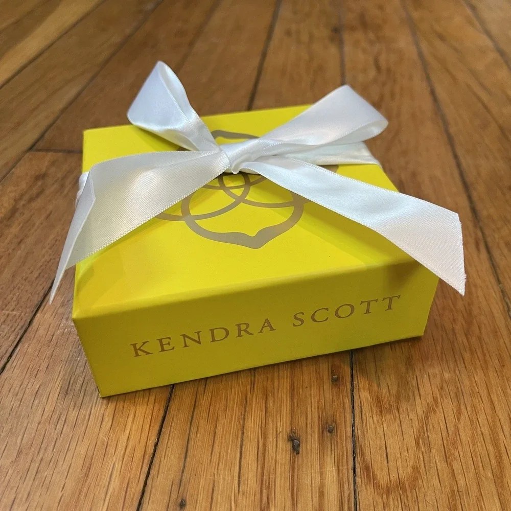 Kendra Scott Yellow Fashion Gift Jewelry Necklace Box Only & White Ribbon Bow